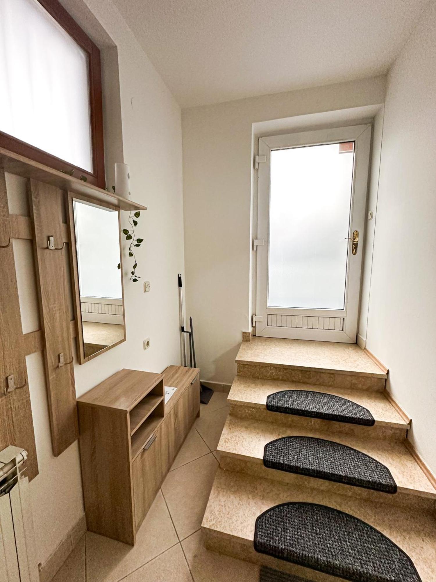 Studio Lana-Near The City Center With Parking Apartment Zagreb Exterior photo